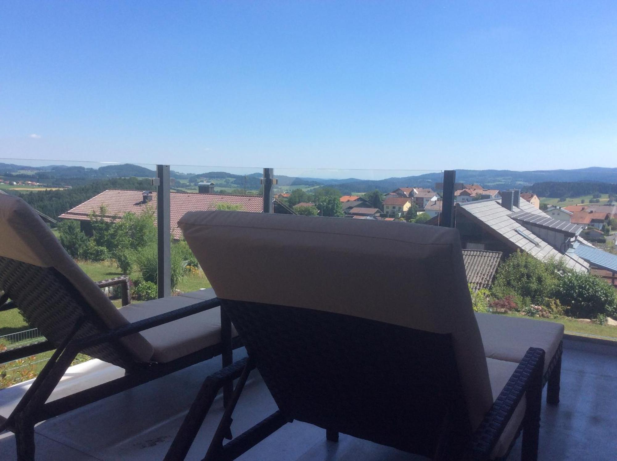 Ferienwohnungen Alpenblick Mit Garten -Panoramasauna- Kirchdorf im Wald Exterior photo